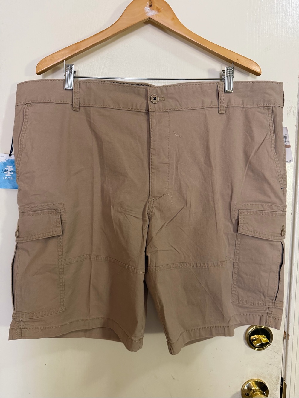 Izod Men's Khaki Cargo Shorts - Light Brown (182)